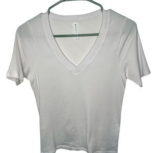 Athleta White V-Neck Ribbed Tee